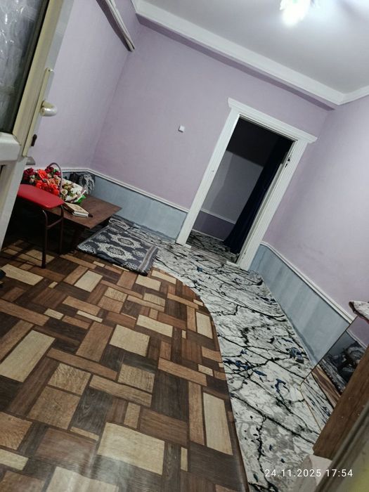 Shovot tumanida. 4 xonali kvartira sotiladi