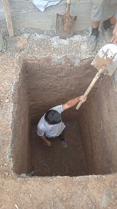 Ассалому алейкум ура траншея ковлимиз