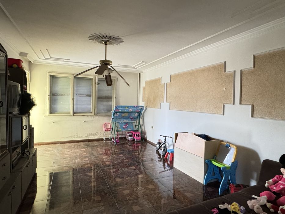 Продава се Четиристаен апартамент в Търговище, Център - 114 кв.м за 1029 €/кв.м - Снимка #5