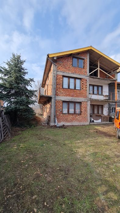 Продава се Къща в Гълъбово - 200 кв.м за 190 €/кв.м - Снимка #10