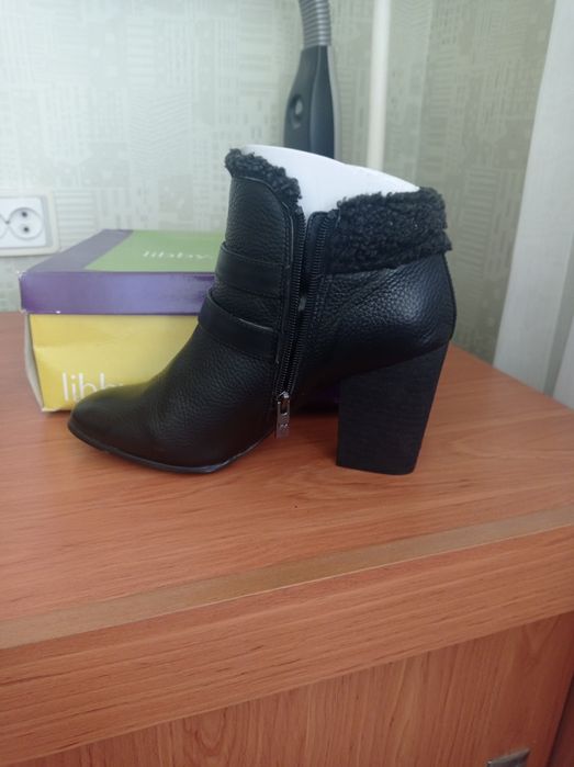 Продаются полусапожки женские из натуральной кожи