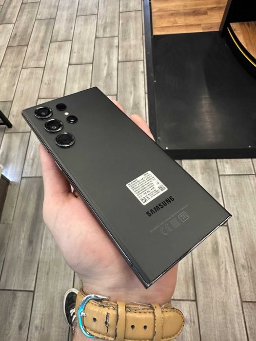 Смартфон Samsung Galaxy S23 Ultra 12 ГБ/256 ГБ черный