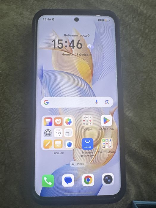 Honor 90 в хорошем состоянии