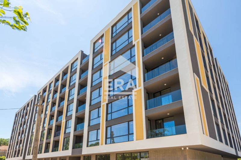 Продава се Тристаен апартамент в Варна, Аспарухово - 92 кв.м за 1729 €/кв.м - Снимка #1