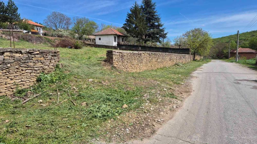 Продава се Парцел в с. Вишовград, Област Велико Търново - 900 кв.м за 23 €/кв.м - Снимка #3