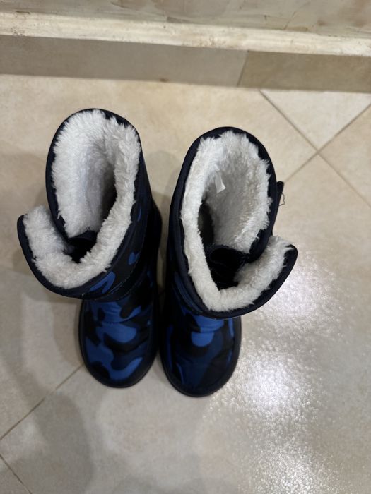 Апрески с пухче, син цвят