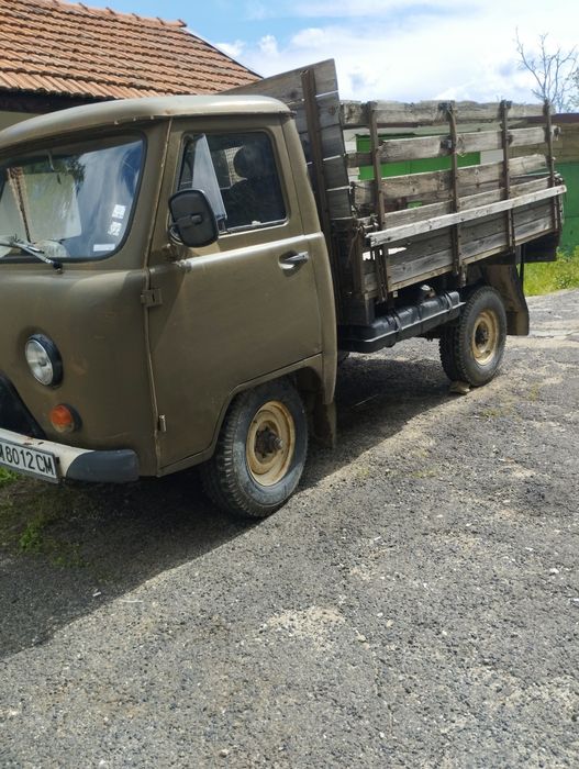 Продавам уаз в добро състояние