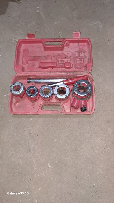 Продаётся тележка , газо сварочные оборудование , злектрл и ручной ин