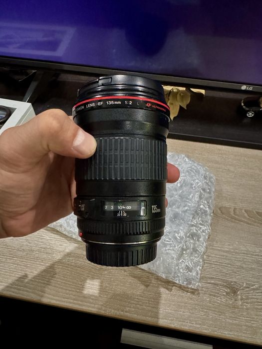 Obiective canon-  ef- 85mm f1.8 USM si ef 135mm F2L USM