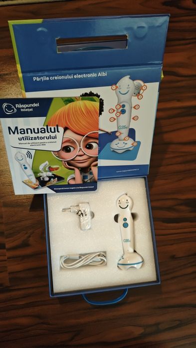Pachet Raspundel Istel creion + carte "Intru in joc, învăț pe loc"