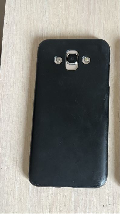 Продам телефон Samsung J7