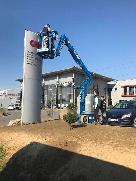 Inchiriem nacele electrice si diesel la super pret in toata tara!