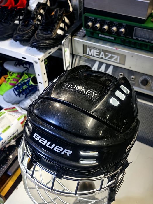 Масивна бронзова лампа - хокей