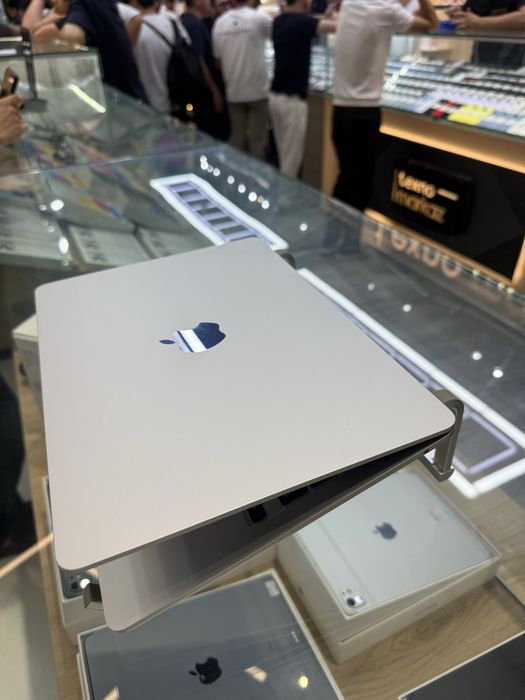 Macbook Air m5 13inch 16/512gb