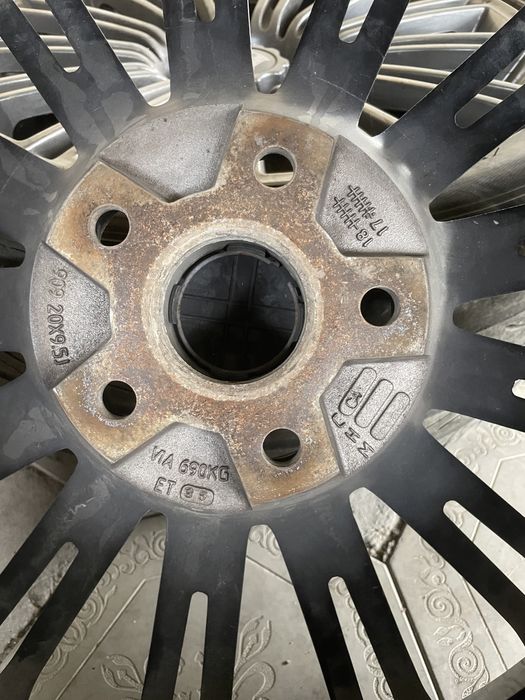 Диски Bently r20 одноразмерные