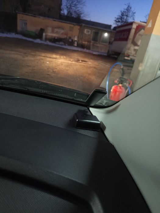 Продавам Мазда 5