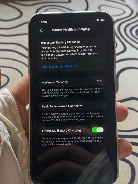 Iphone 11 64gb..
