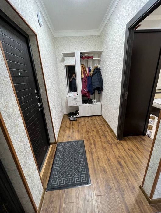 Продам 2 ком Юнусабад 9 квартал