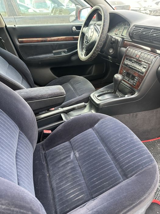 Ауди А4 машина Audi