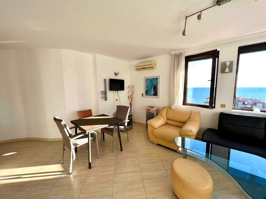 Обзаведен двустаен апартамент с гледка море в комплекс „ Етъра 2 “