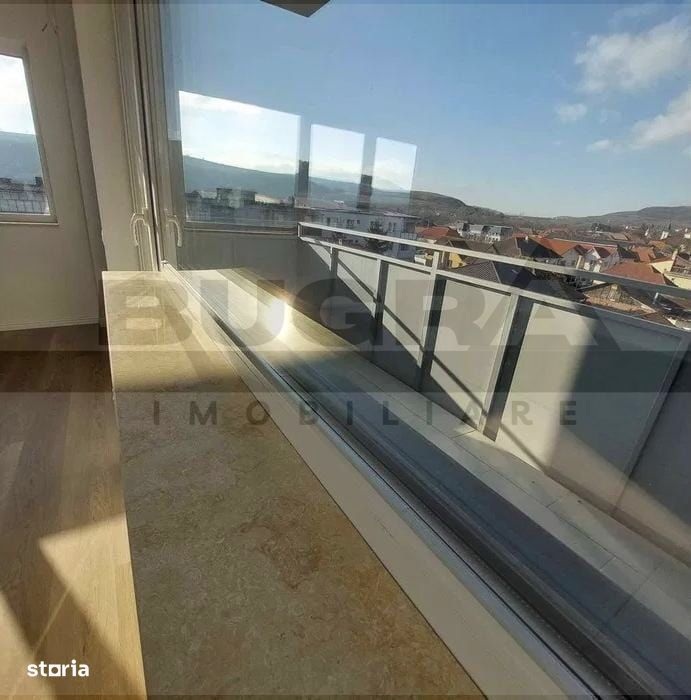 Apartament finisat cu 3 camere, 75 mp,  parare, zona Baciu Regal