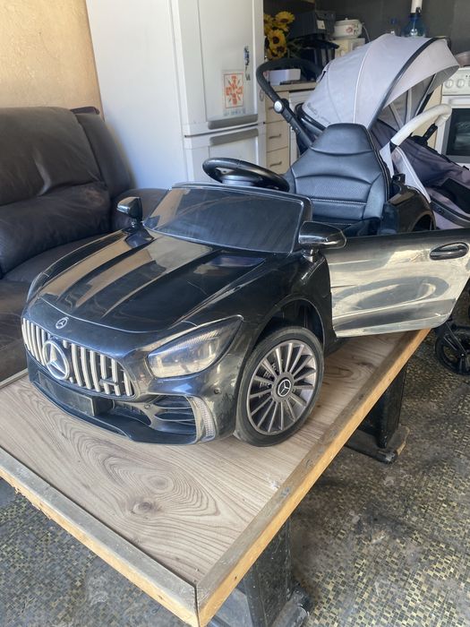 Детска Акумулаторна Количка Mercedes Benz AMG GTR