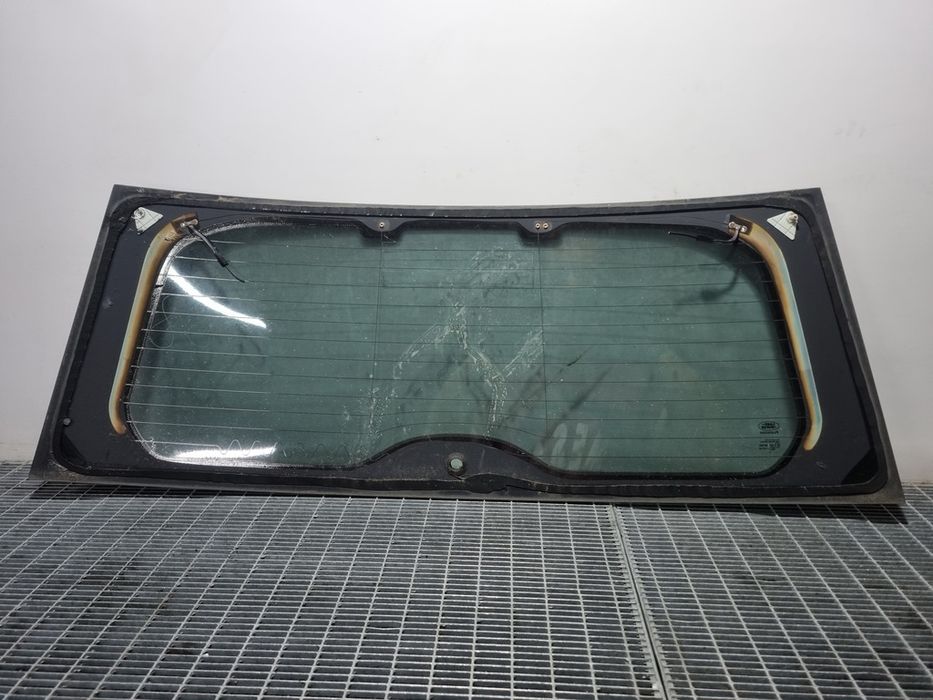 Luneta Land Rover Freelander 2 - SUV 4 Usi (988)