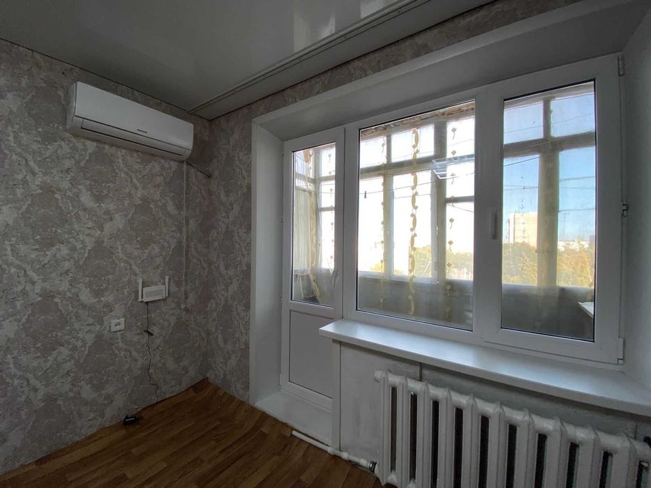 Продам 2-х ком. - на 8 мкр!