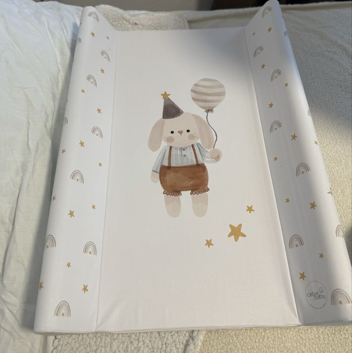 Vand saltea de infasat bebelusi