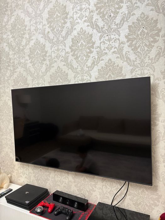 SAMSUNG 65 Crystal 4K UHD