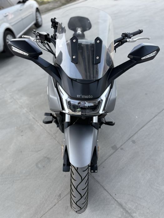 Мотоцикл куризер Pfmoto Starship 4