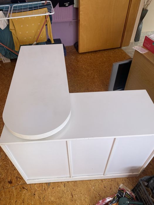 Smart прибиращо се бюро