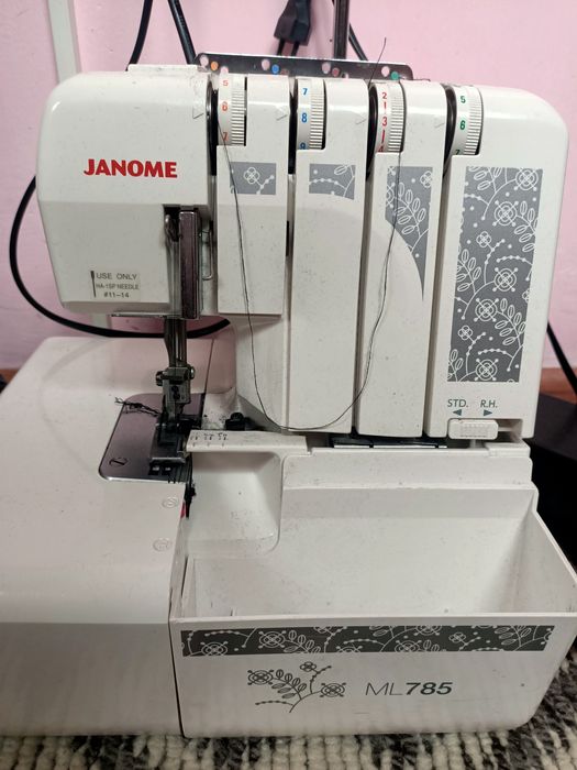 Оверловочная машинка