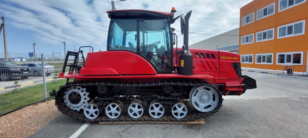 Трактор Беларус 2103