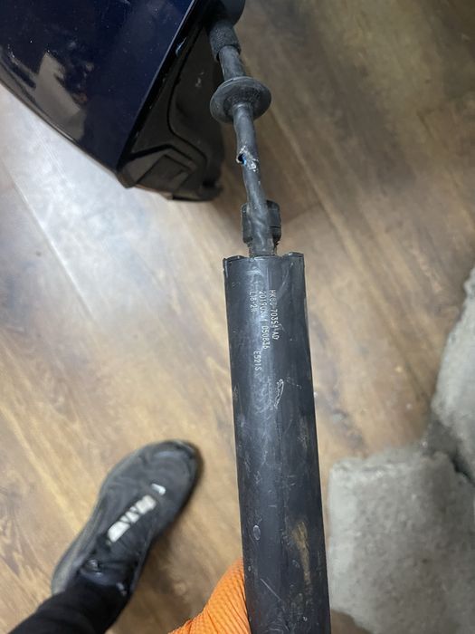 Amortizoare haion electrice Jaguar F-Pace amortizor stanga dreapta 19