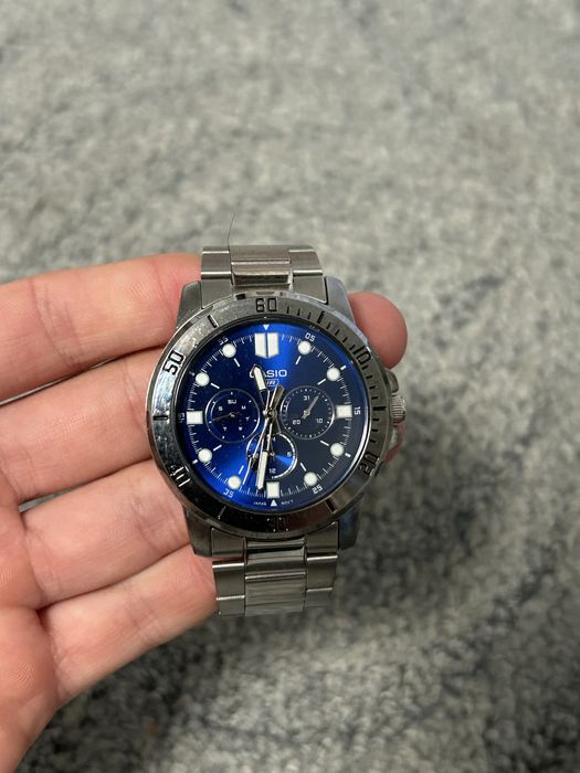 Часы Casio, коробка есть, часы на гарантии,в отличном состоянии.