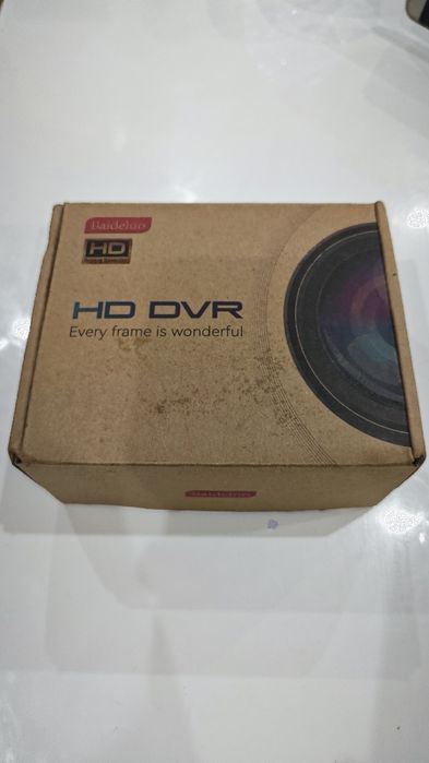 Видео регистратор с две камери и карта памет