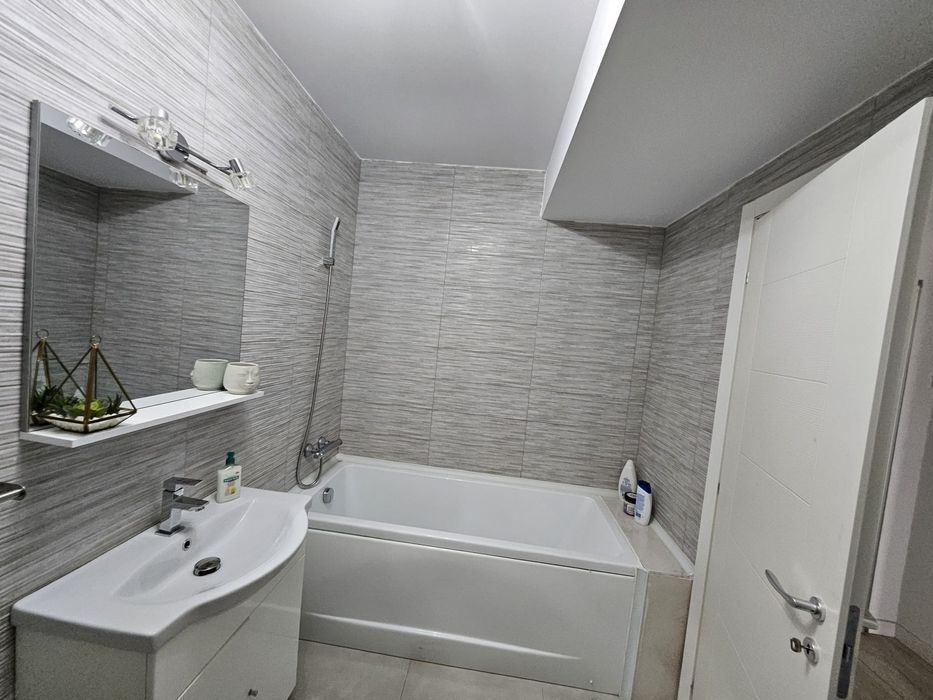 Apartament de închiriat