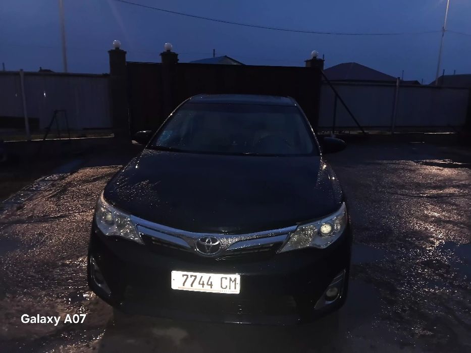 Продам Тойота Камри 50 срочно