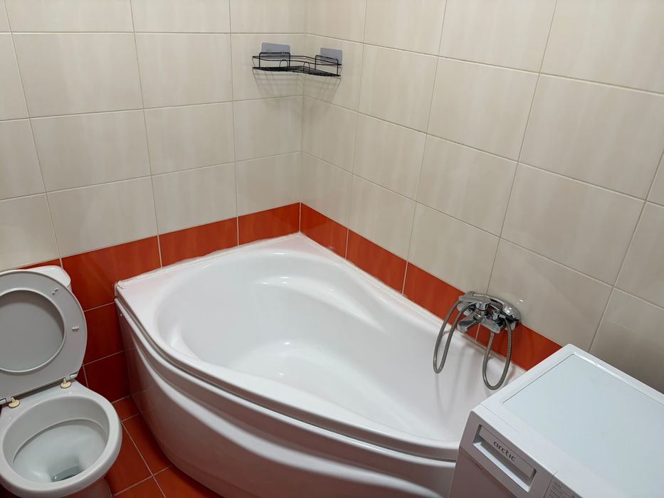 Se ofera spre inchiriere garsoniera