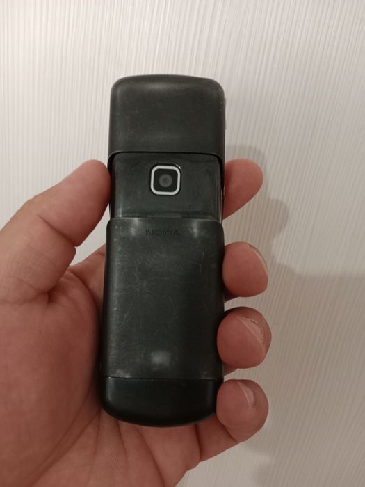 Продам  Nokia 8600 Luna