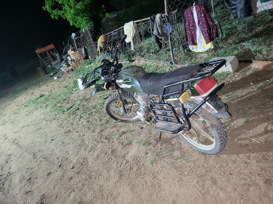 Мотоцикл сатылады 200куб