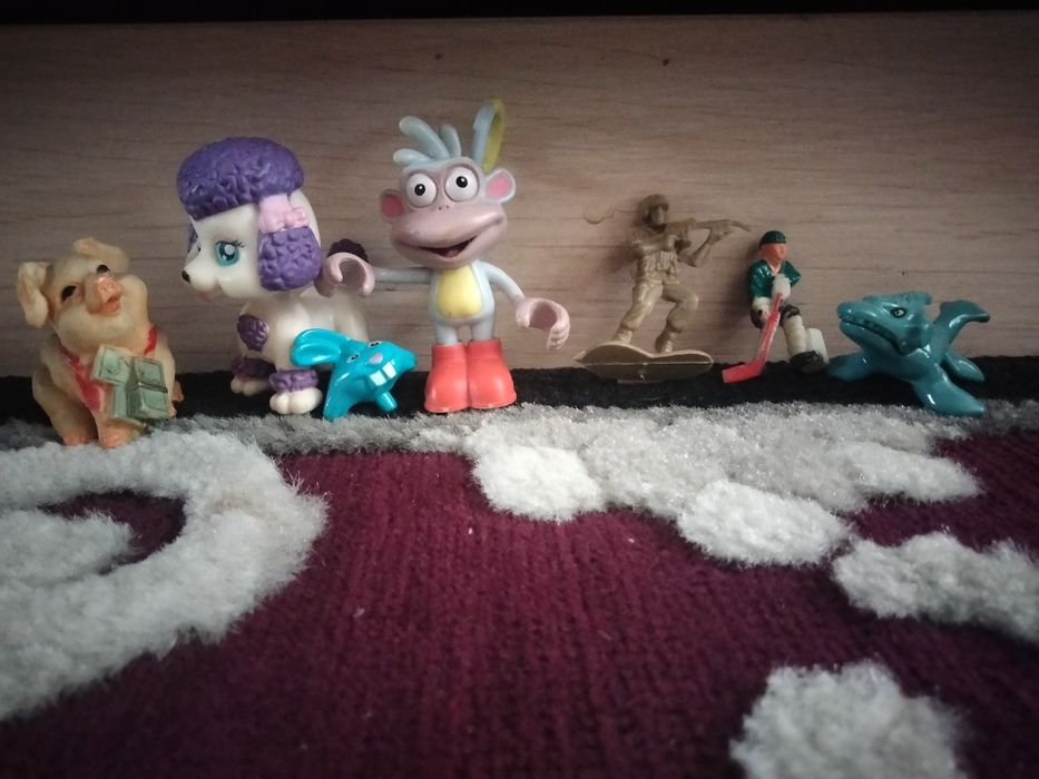Детские игрушки фигурки