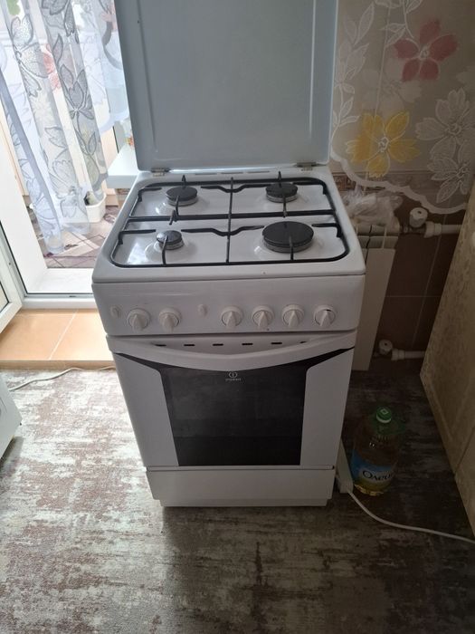 Газовая плита б/у