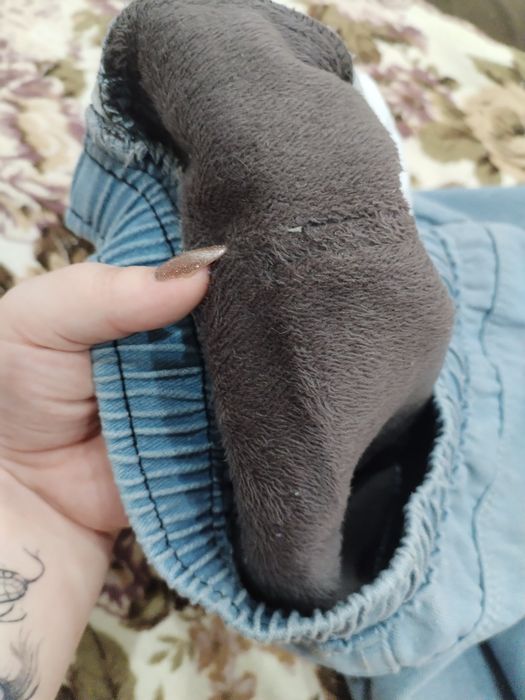 Продам мужские джинсы