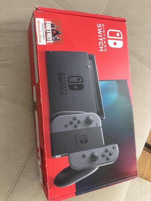 Nintendo Switch V2 64 GB Micro SD карта памет 2 игри