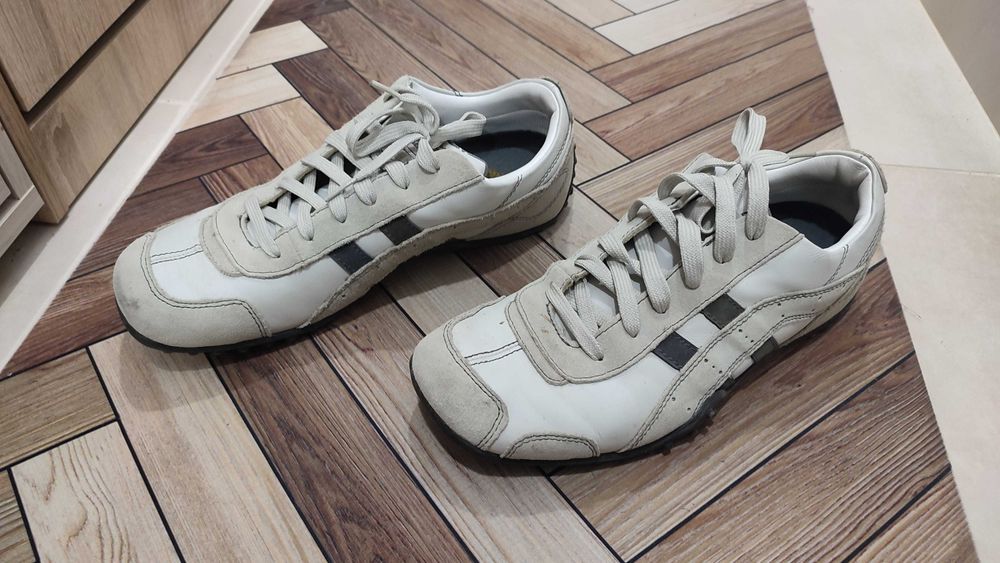 Обувки Skechers номер 43