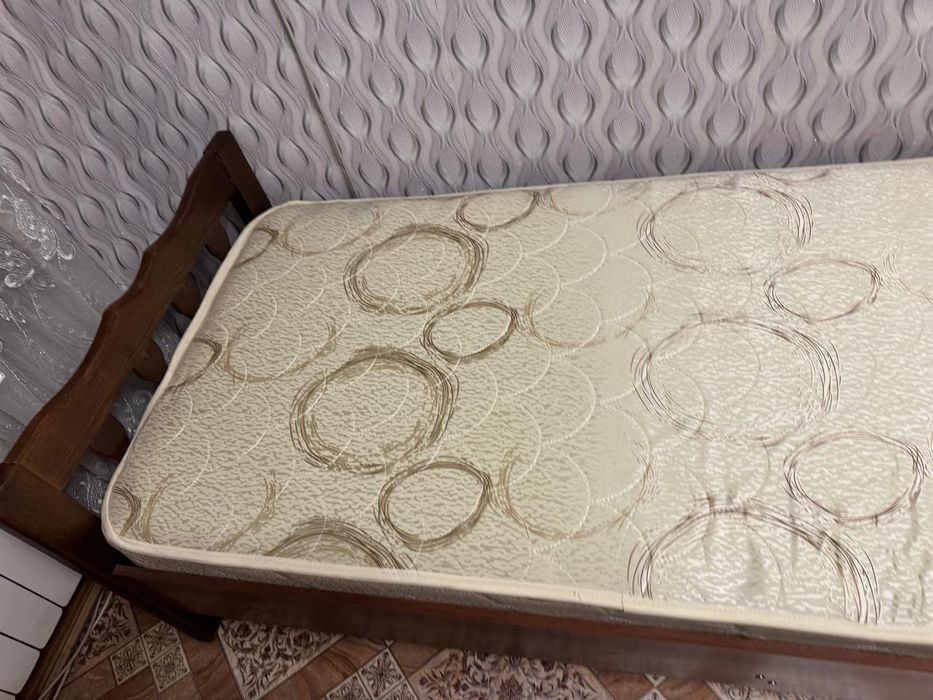 Продам кровать односпальная