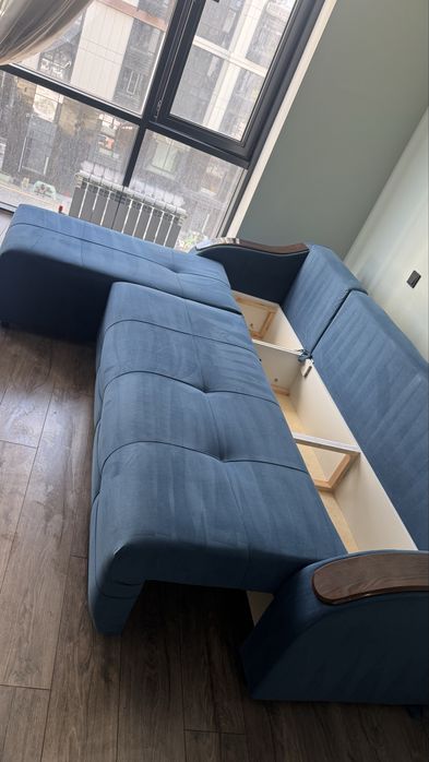 Химчистка дивана мебели