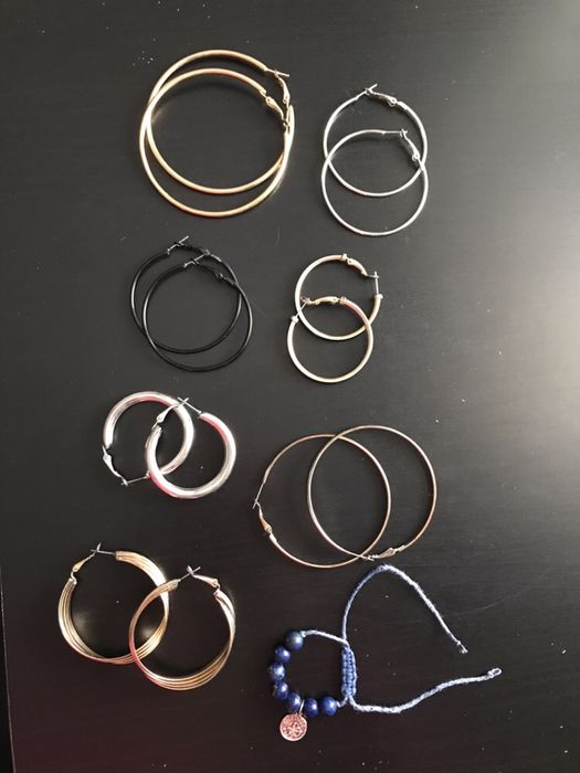 Лот обеци, гривна и сребърен пръстен с жабка - 16 бр.